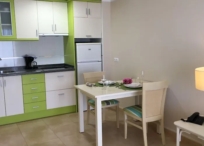 酒店 Ar Esmeralda 2*