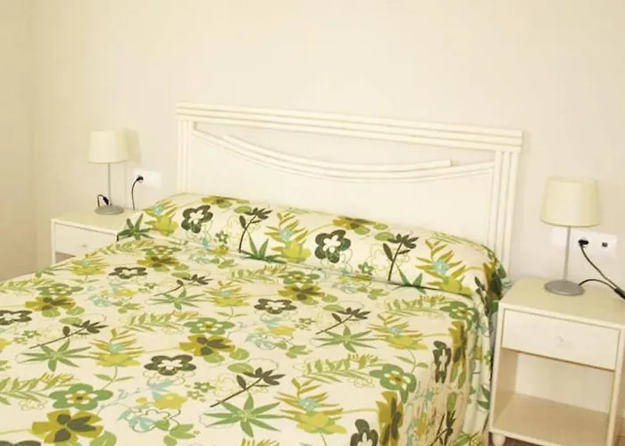 Ar Esmeralda Hotel 2*