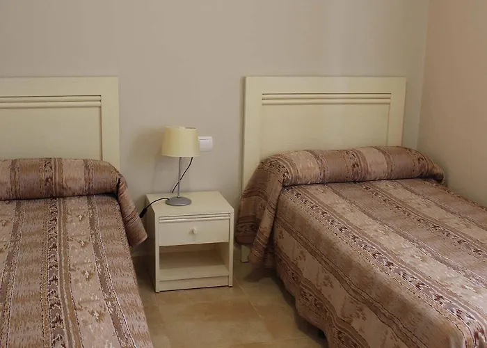 Ar Esmeralda Hotel 2*